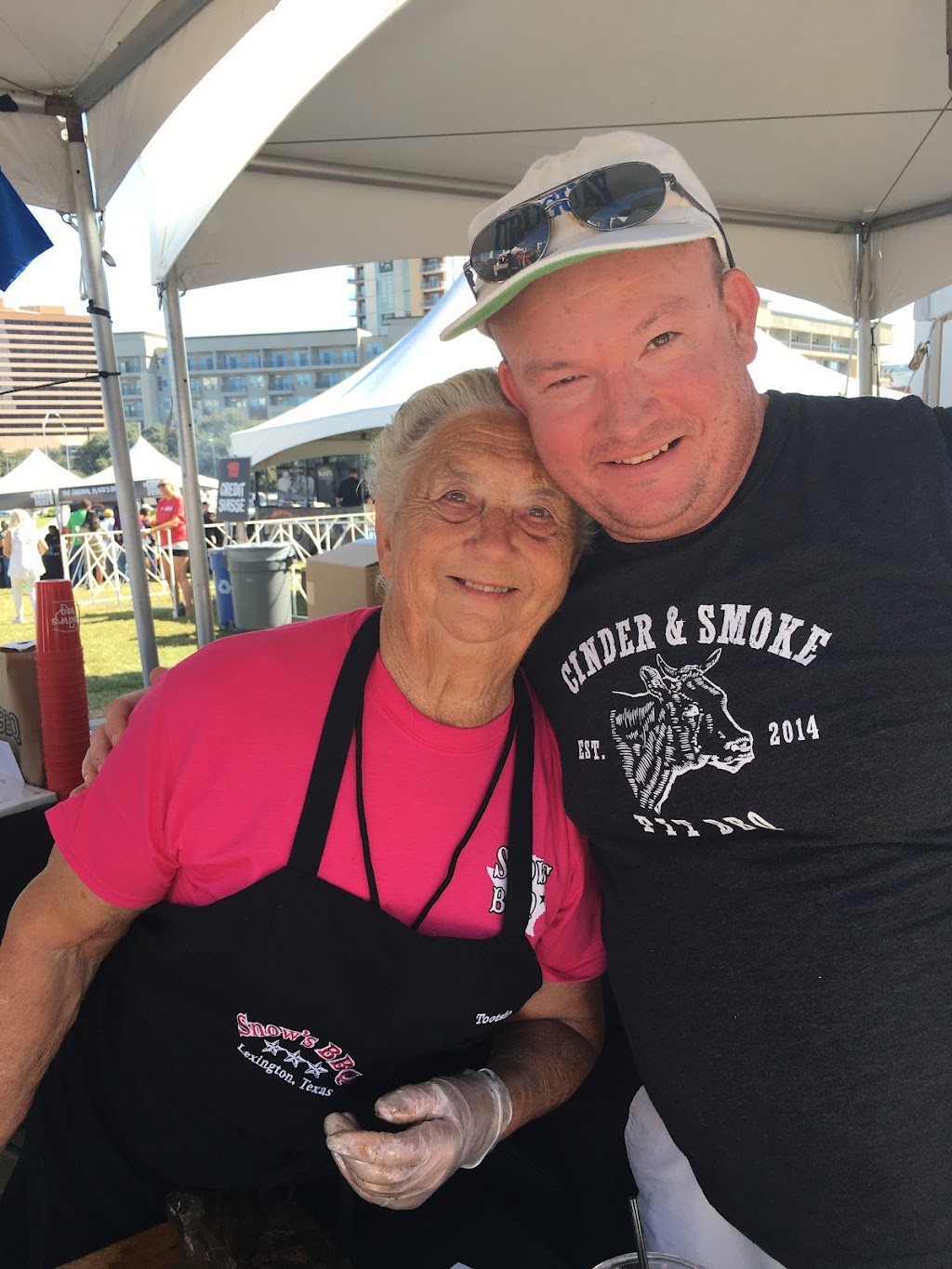 Cinder and Smoke Pit BBQ | restaurant | 101 Hawks Cove Ct, Granville, OH 43023, USA | 7403285798 OR +1 740-328-5798