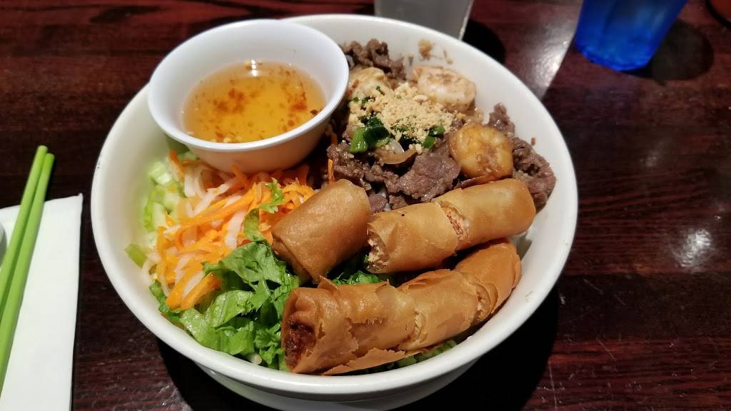 Glendale Phở Co. | restaurant | 102 S Glendale Ave, Glendale, CA 91205, USA | 8182438867 OR +1 818-243-8867