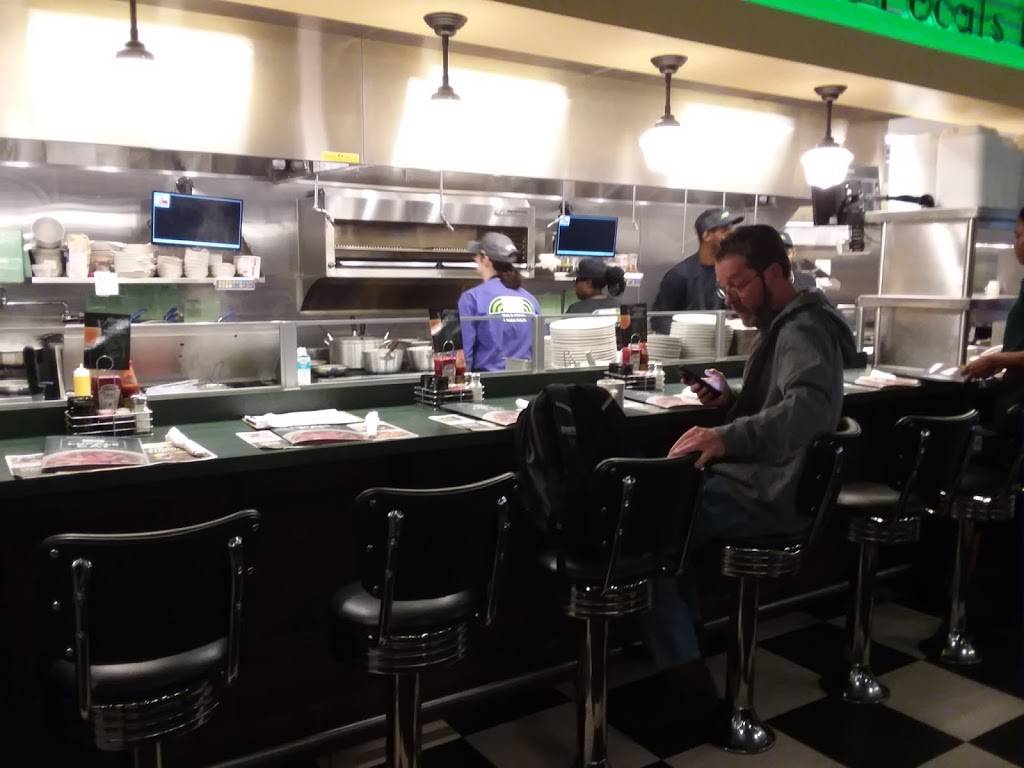 Metro Diner | restaurant | 2050 Gadsden Hwy, Birmingham, AL 35235, USA | 2055981848 OR +1 205-598-1848