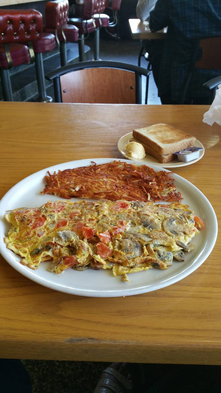 Hearts Coffee Shop | cafe | 16918 Saticoy St, Van Nuys, CA 91406, USA | 8188818901 OR +1 818-881-8901