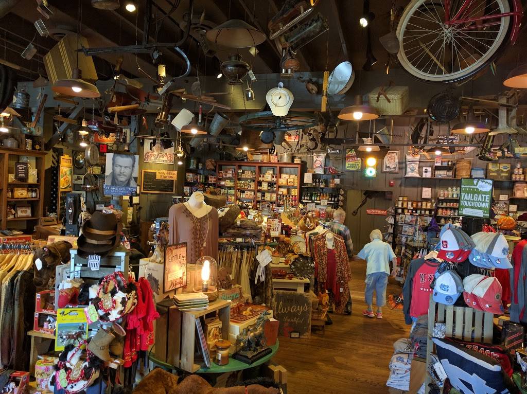 Cracker Barrel Old Country Store | restaurant | 10975 US Hwy. 15-501, Southern Pines, NC 28387, USA | 9102462024 OR +1 910-246-2024