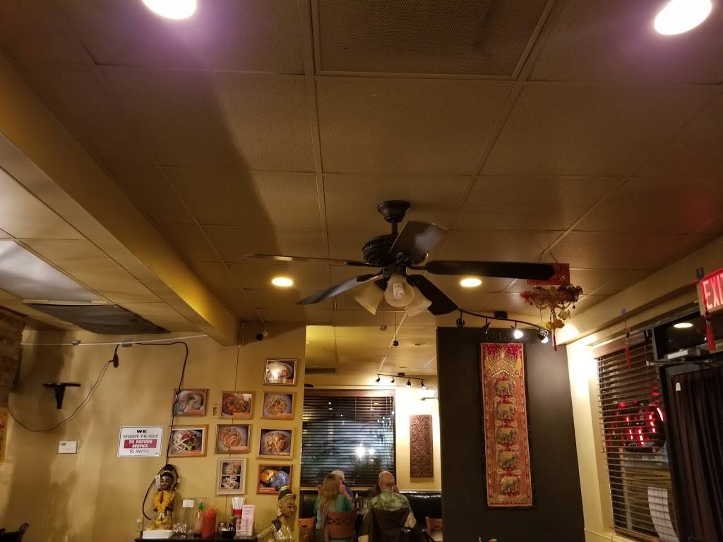Tasty Thai | restaurant | 510 W Broadway Rd, Tempe, AZ 85282, USA | 4805579999 OR +1 480-557-9999