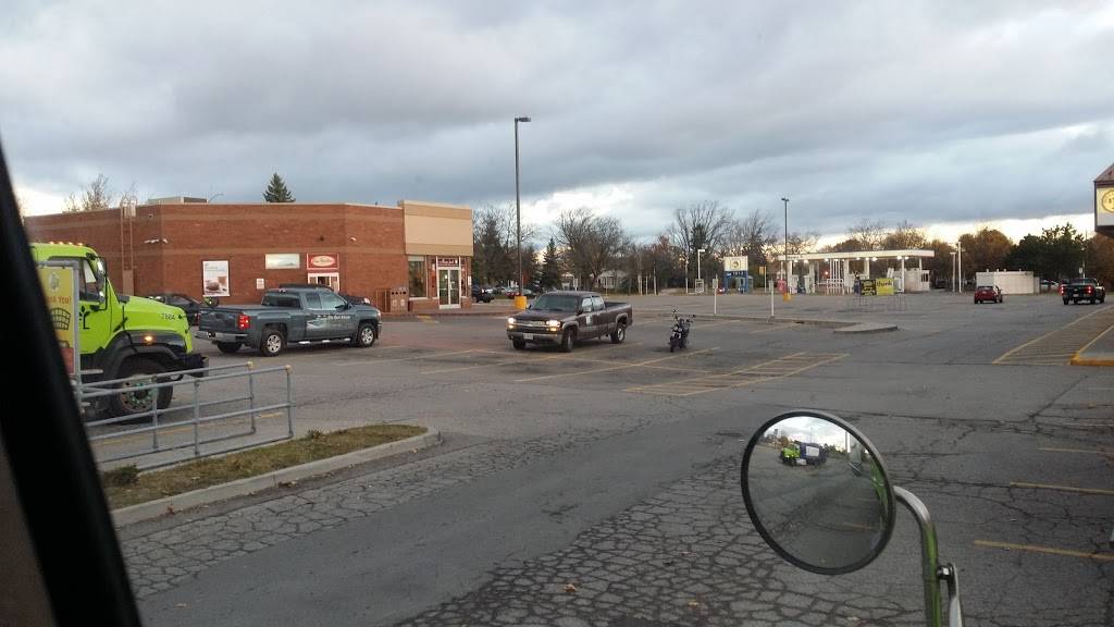 Little Caesars Pizza | meal takeaway | 969 Upper Ottawa St, Hamilton, ON L8T 4V9, Canada | 9055745328 OR +1 905-574-5328