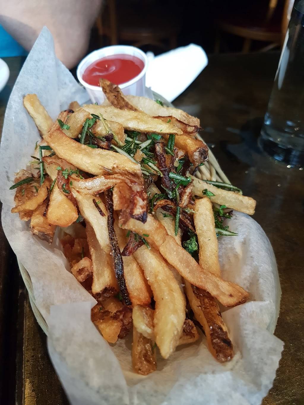 The Sparrow Tavern | restaurant | 24-01 29th St, Astoria, NY 11102, USA | 7186062260 OR +1 718-606-2260