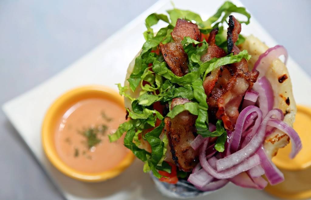 El Arepazo Colombian Food | restaurant | 8626 Roosevelt Ave, Jackson Heights, NY 11372, USA | 3477386579 OR +1 347-738-6579