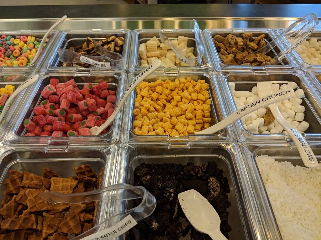 Sweet Frog - Premium Frozen Yogurt | restaurant | 9645 Lincolnway Ln #109, Frankfort, IL 60423, USA | 8152772269 OR +1 815-277-2269