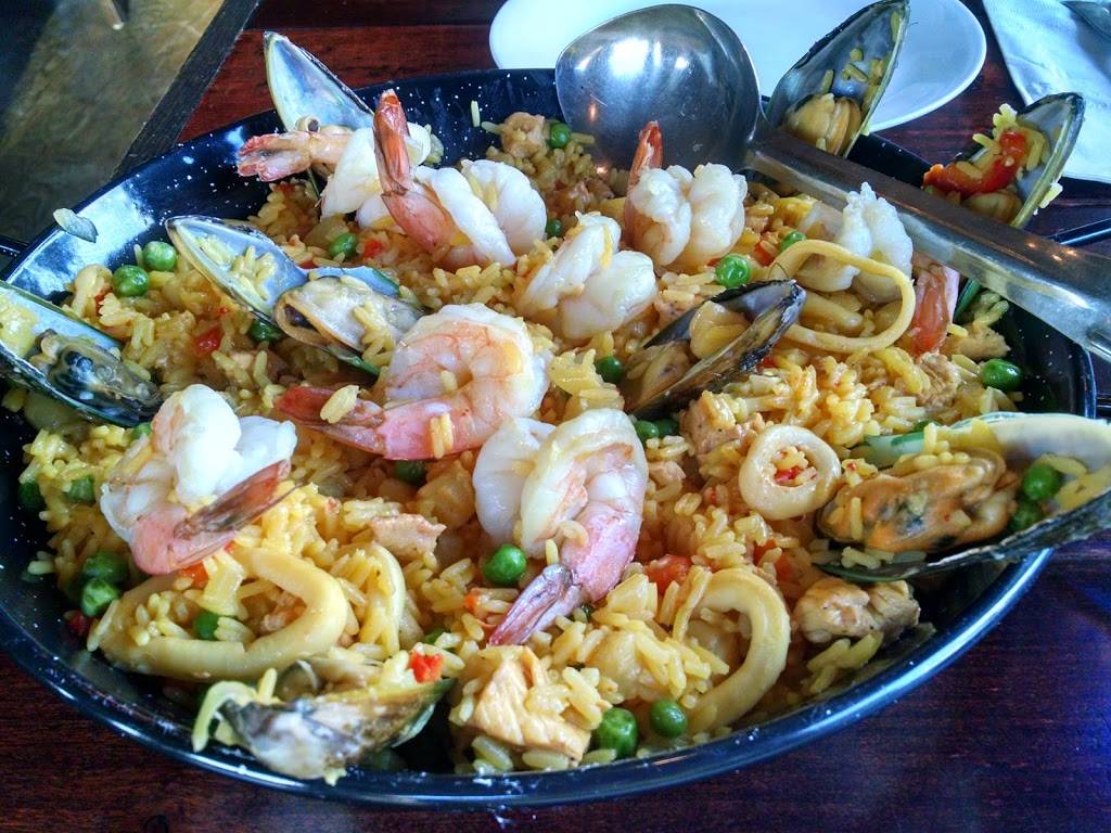 Paladar Restaurant and Rum Bar | restaurant | 2252 N Western Ave, Chicago, IL 60647, USA | 7732524747 OR +1 773-252-4747