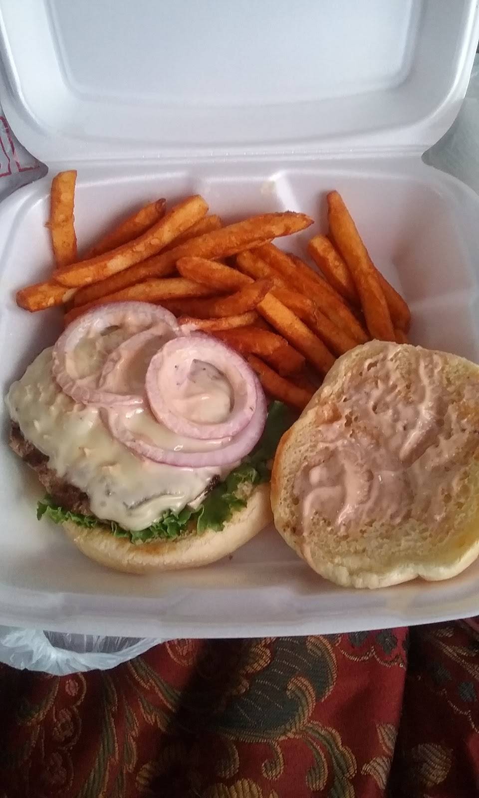 Everybuddys Casual Dining | restaurant | 774 Main St, Lyndonville, VT 05851, USA | 8026268685 OR +1 802-626-8685