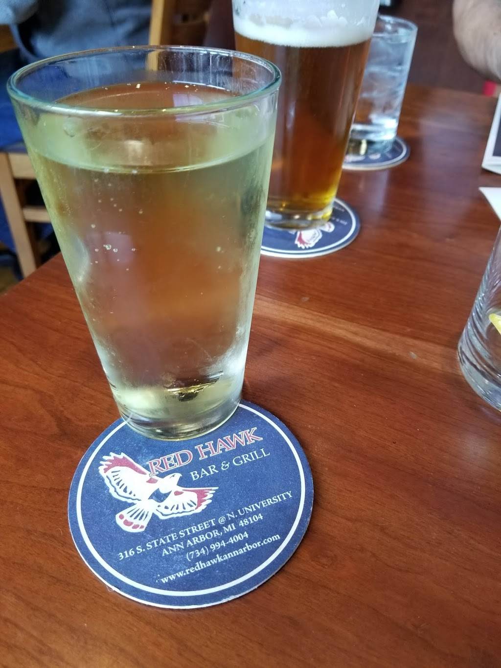 Red Hawk Bar & Grill | restaurant | 316 S State St, Ann Arbor, MI 48104, USA | 7349944004 OR +1 734-994-4004