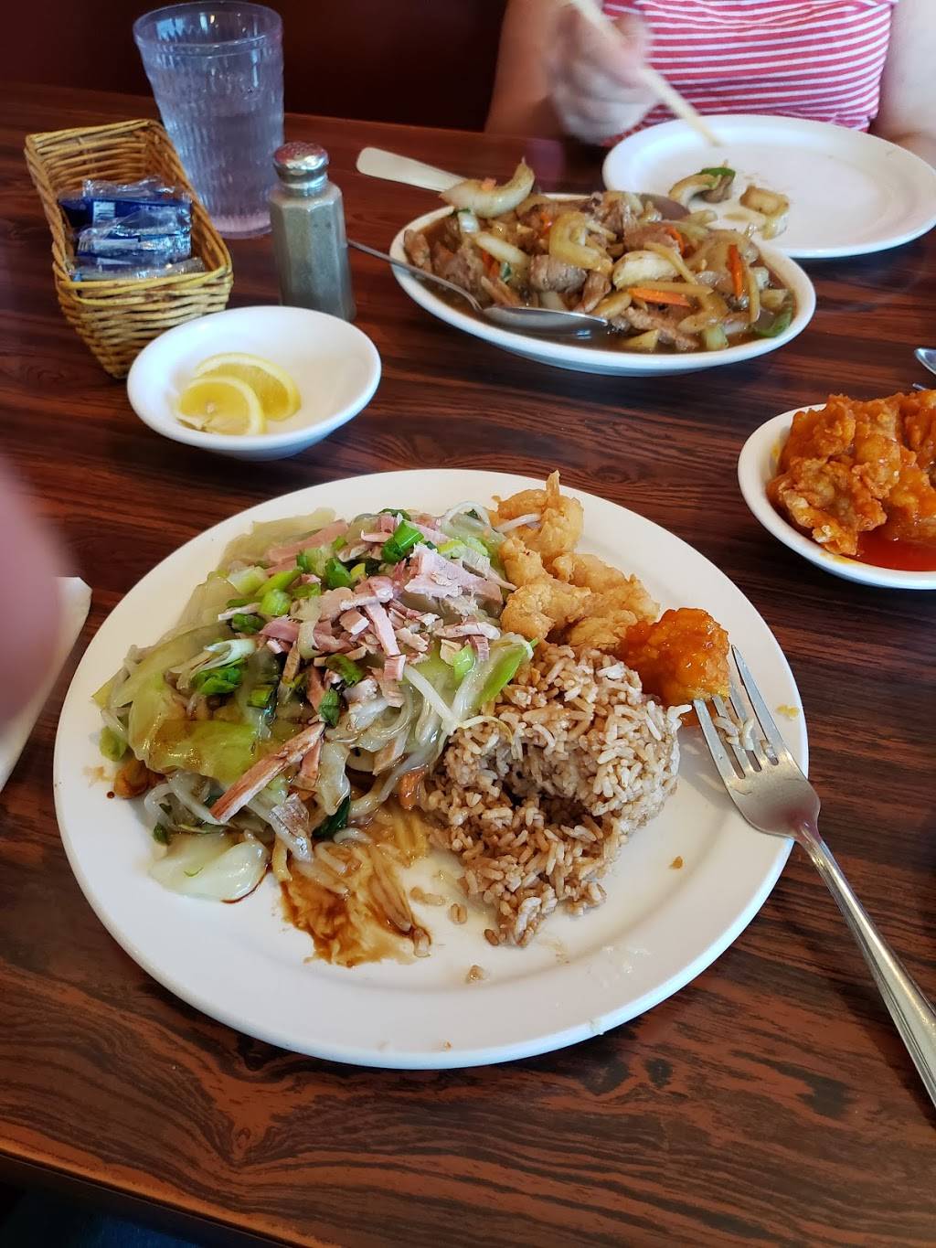 Lims Cafe | restaurant | 592 N Market St, Redding, CA 96003, USA | 5302419747 OR +1 530-241-9747