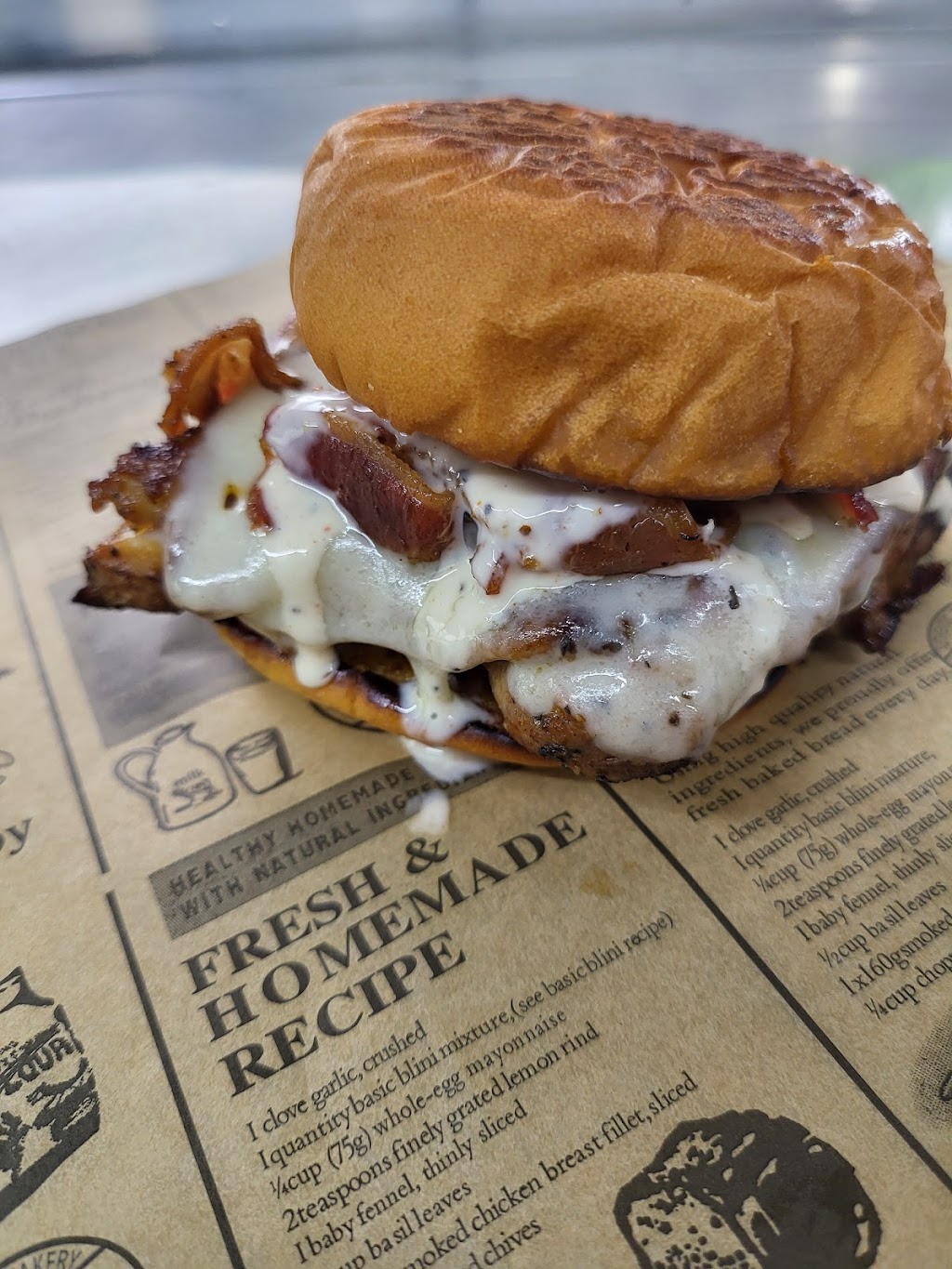 Public Affairs Gastropub | restaurant | 500 E Heinberg St, Pensacola, FL 32502, USA | 6019883192 OR +1 601-988-3192