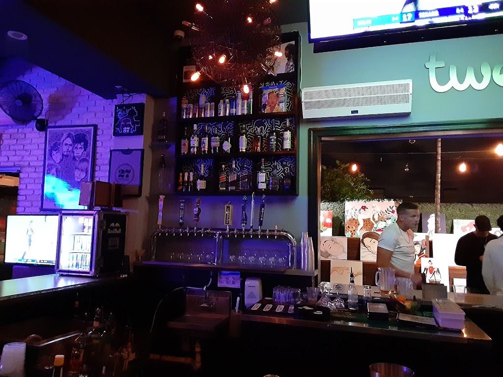 27 Bar & Lounge | night club | 835 NE 3rd Ave, Fort Lauderdale, FL 33304, USA | 9542570026 OR +1 954-257-0026