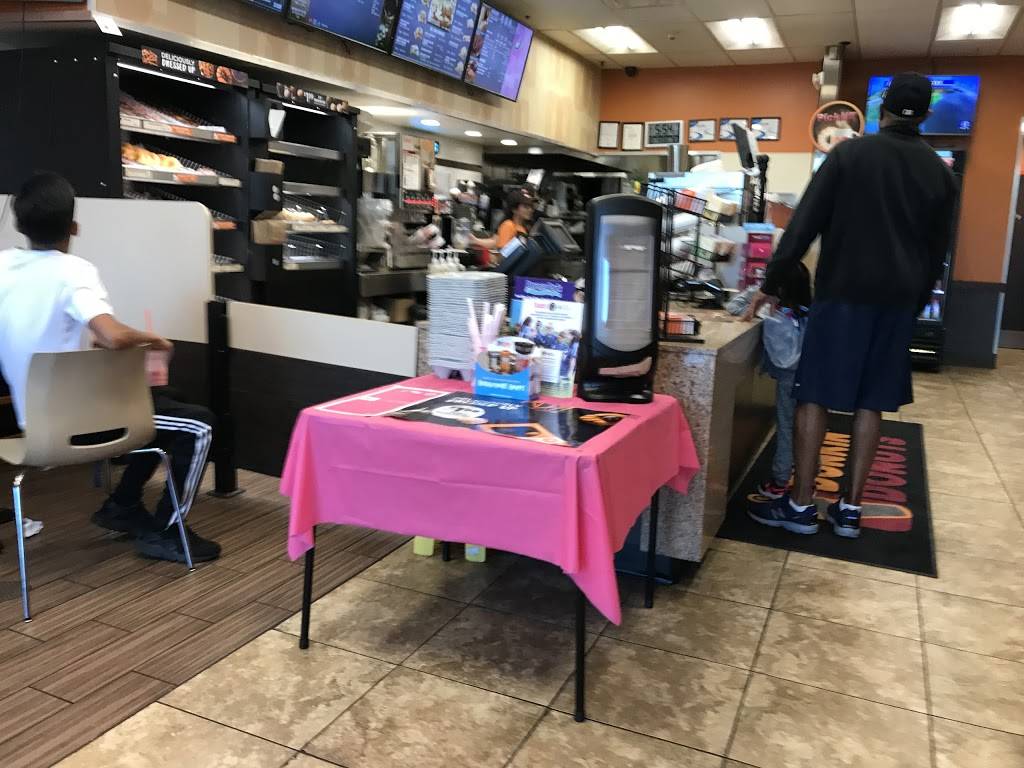 Dunkin | cafe | 362 Main St, Middletown, DE 19709, USA | 3023761211 OR +1 302-376-1211