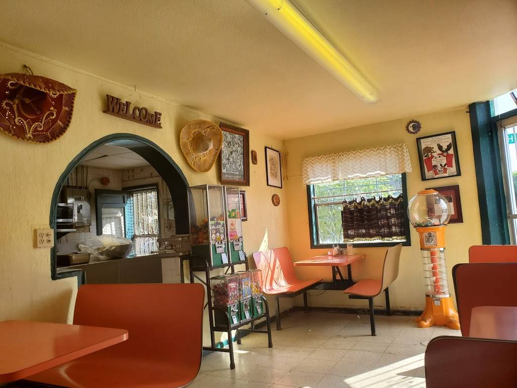 Jalisco Cafe | restaurant | 1029 E 7th Ave, El Paso, TX 79901, USA | 9155327174 OR +1 915-532-7174