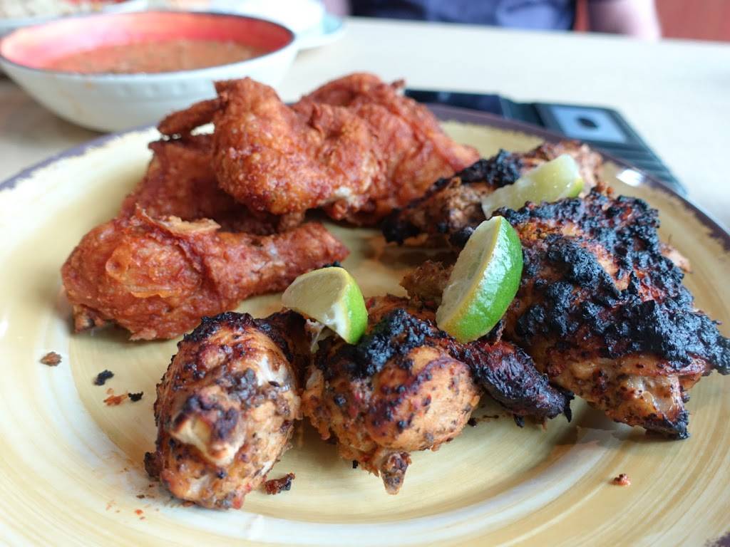 Pollo Campero (Sharon Amity) | meal takeaway | 4061, 5727 N Sharon Amity Rd suite d, Charlotte, NC 28215, USA | 7049005639 OR +1 704-900-5639