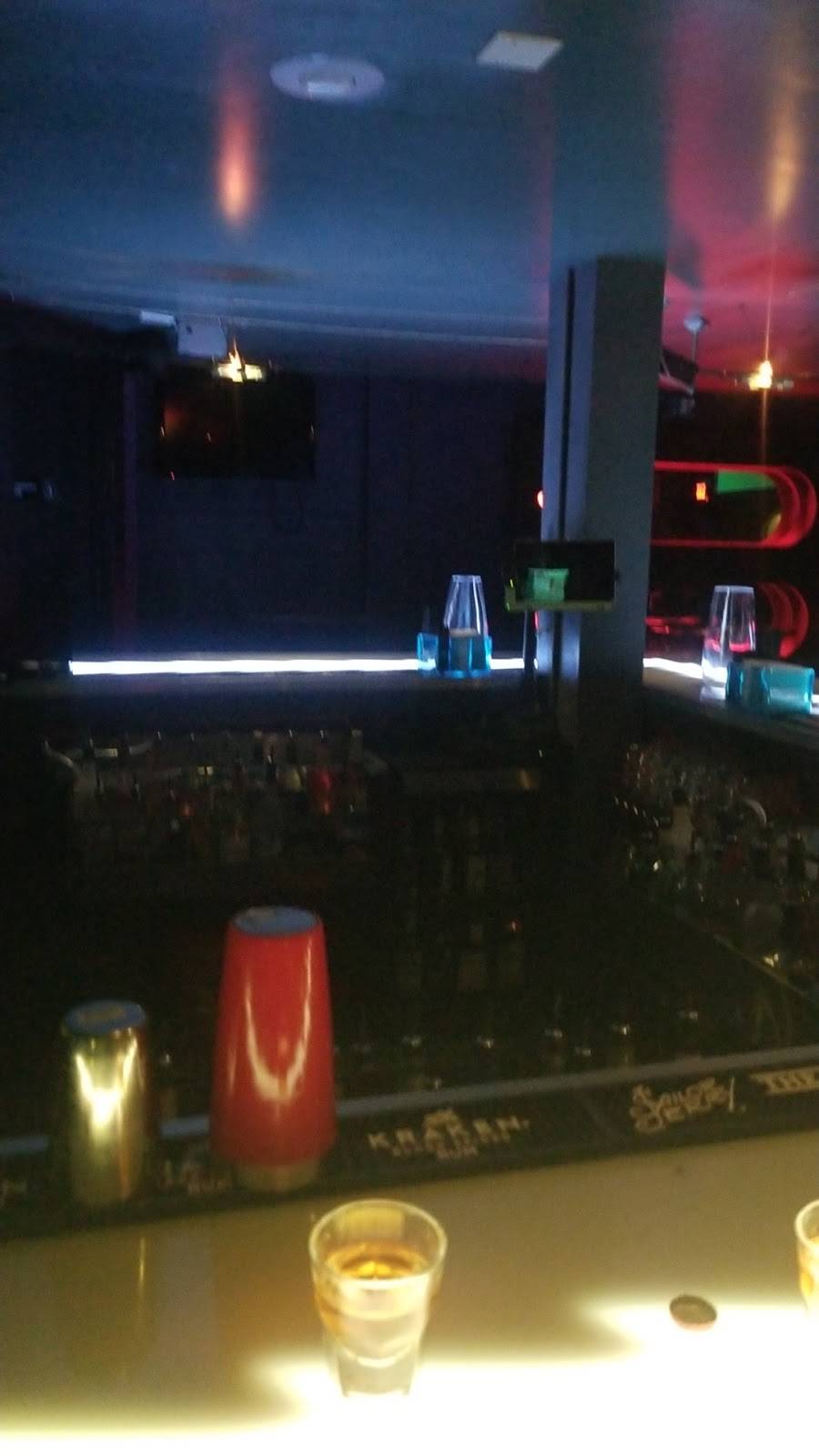 Etro Nightclub | night club | 114 Main St, Houston, TX 77002, USA | 7135213876 OR +1 713-521-3876