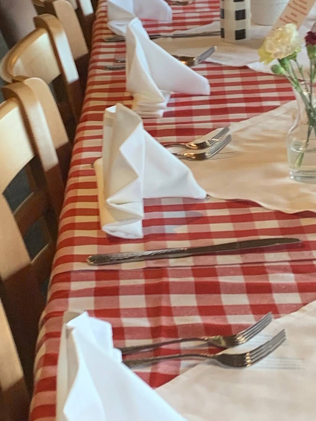 Pinocchios Fort Collins | restaurant | 4306 S College Ave, Fort Collins, CO 80525, USA | 9702261345 OR +1 970-226-1345