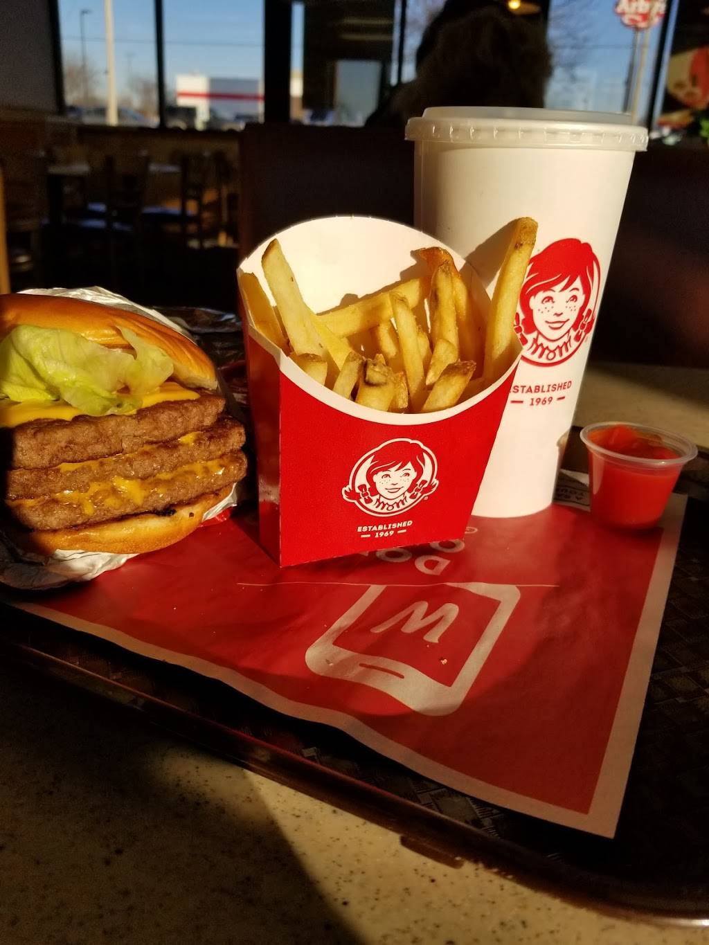 Wendys | restaurant | 718 Goodman Rd W, Horn Lake, MS 38637, USA | 6623493489 OR +1 662-349-3489