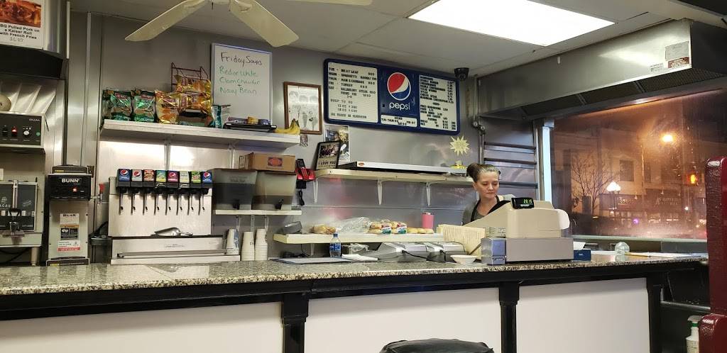 Jims Lunch | restaurant | 105 East W Main St, Millville, NJ 08332, USA | 8563271299 OR +1 856-327-1299