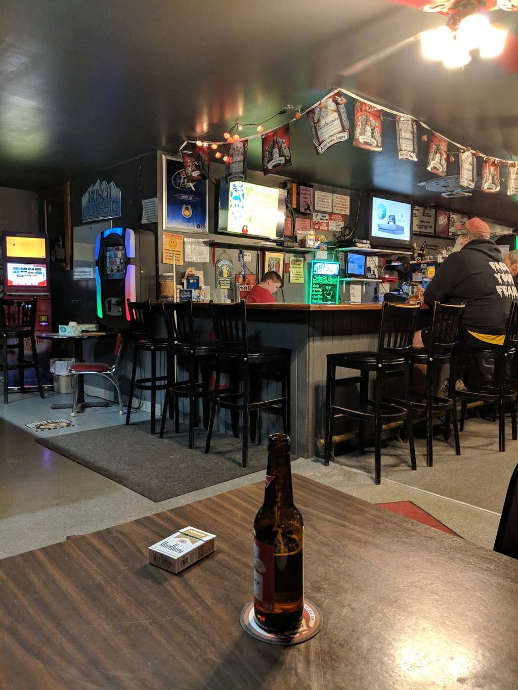 Gibeyes Pizza & Pub | restaurant | 8 W High St, Ashley, OH 43003, USA | 7407472961 OR +1 740-747-2961