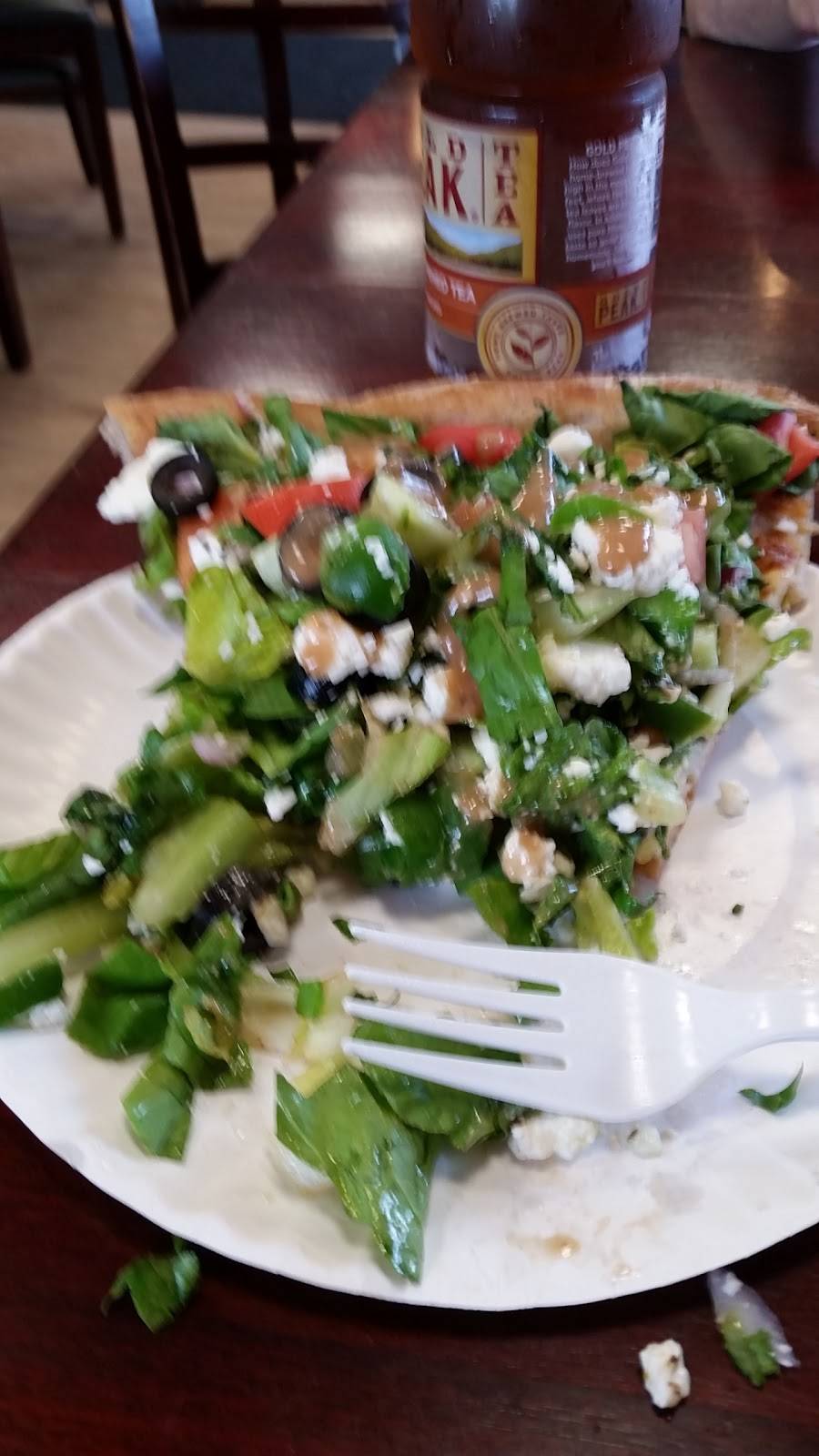 The Roadhouse | restaurant | 1111 W Main St, Riverhead, NY 11901, USA | 6312089888 OR +1 631-208-9888