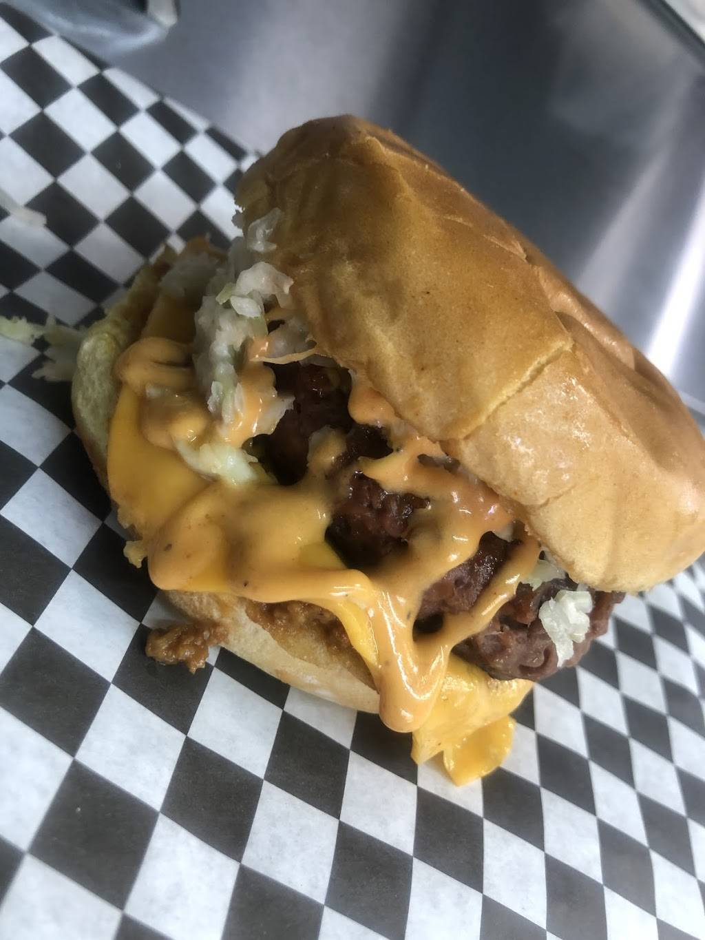 Mike’s Vegan Hot Dogs | restaurant | 102 S Merritt Mill Rd, Chapel Hill, NC 27516, USA | 9802871356 OR +1 980-287-1356