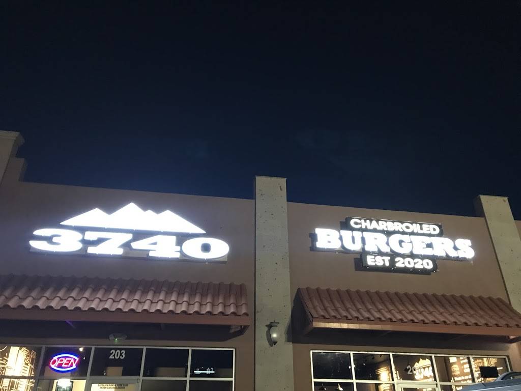 3740 Charbroiled Burgers | restaurant | 1613 N Zaragoza Rd Suite 203 And 204, El Paso, TX 79936, USA | 9152754098 OR +1 915-275-4098
