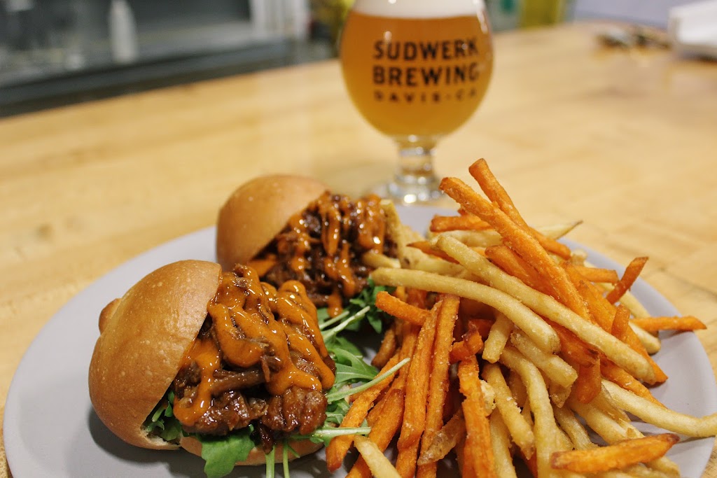 Sudwerk Brewing Co. Dock Store | restaurant | 2001 2nd St, Davis, CA 95618, USA | 5303023222 OR +1 530-302-3222