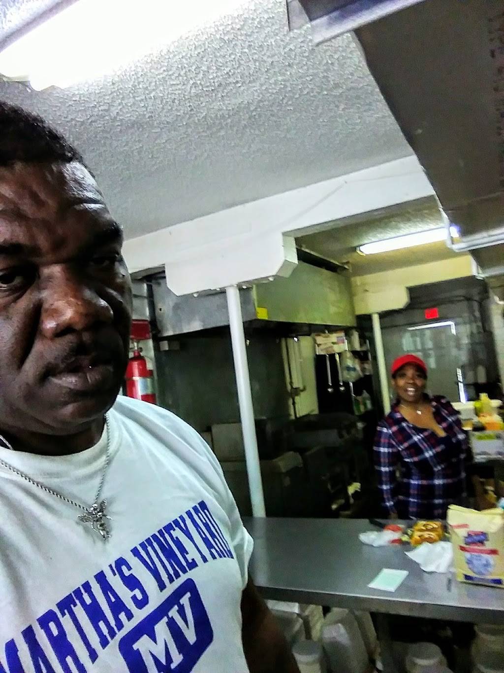 Sha Garees | restaurant | 1156 E 21st St, Jacksonville, FL 32206, USA | 9043538222 OR +1 904-353-8222