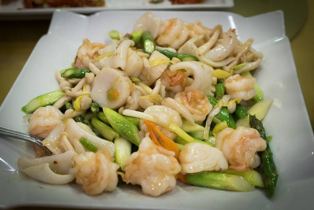 LN1380 | restaurant | 251-03 Northern Blvd, Little Neck, NY 11362, USA | 7182799888 OR +1 718-279-9888