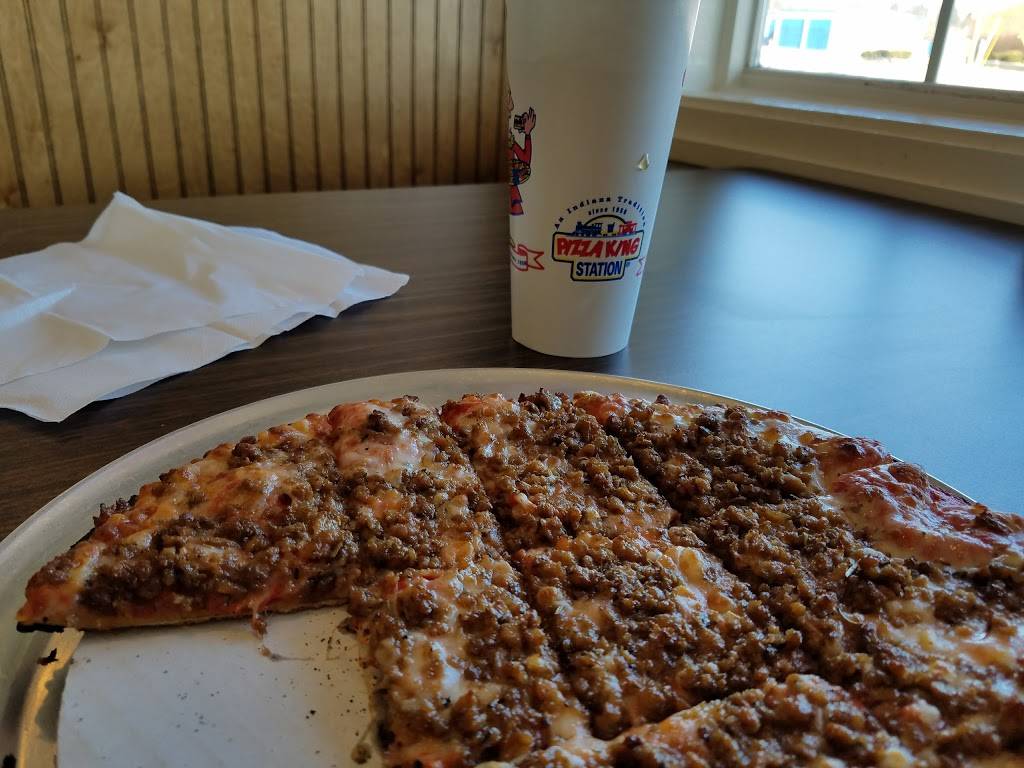 Pizza King | restaurant | 1701 E 10th St, Jeffersonville, IN 47130, USA | 8122828286 OR +1 812-282-8286