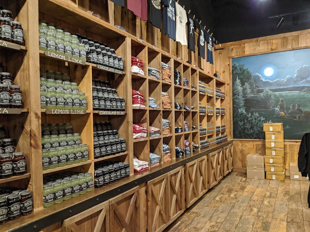Smith Creek Moonshine Branson Landing | restaurant | 1209 Branson Landing Blvd, Branson, MO 65616, USA | 8004415053 OR +1 800-441-5053