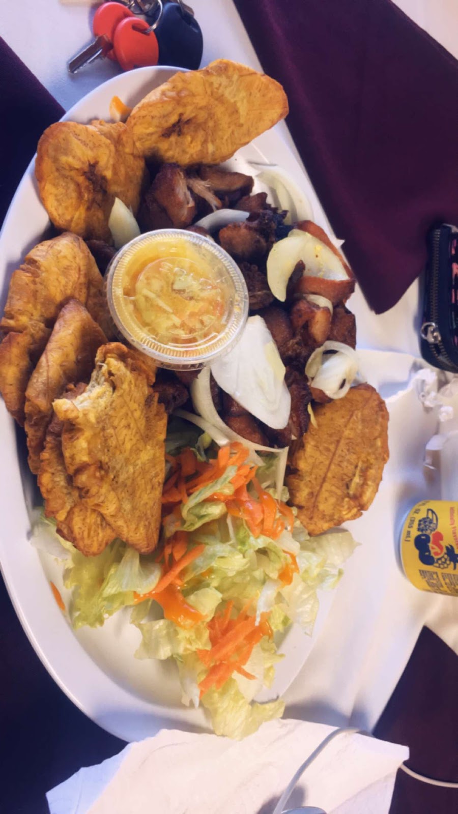 Venise caribbean cuisine | restaurant | 1519 NE 4th Ave, Fort Lauderdale, FL 33304, USA | 9544627967 OR +1 954-462-7967