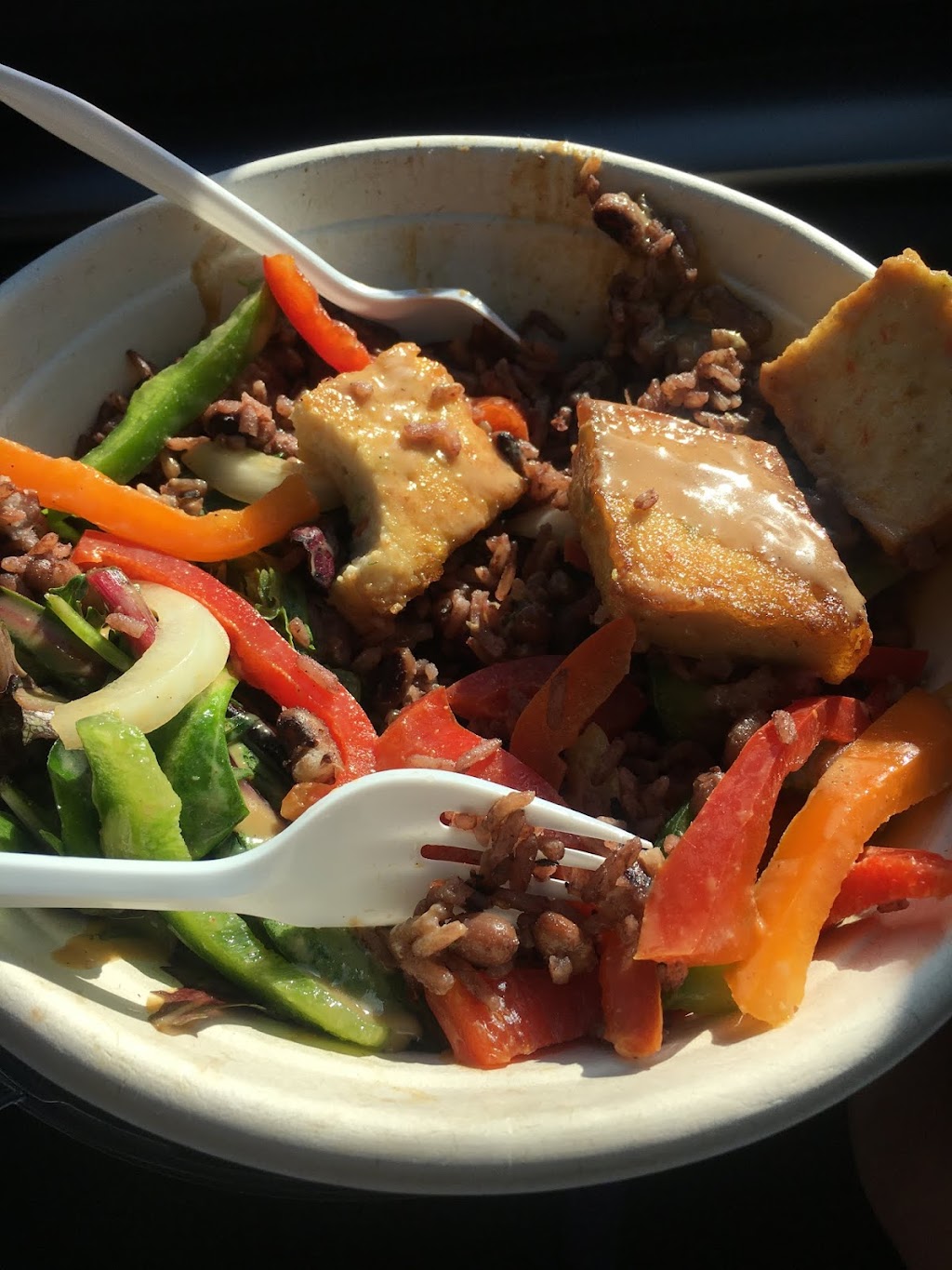 ākra Eatery & Juice Bar | restaurant | 150 Green St, Worcester, MA 01604, USA | 5084590054 OR +1 508-459-0054