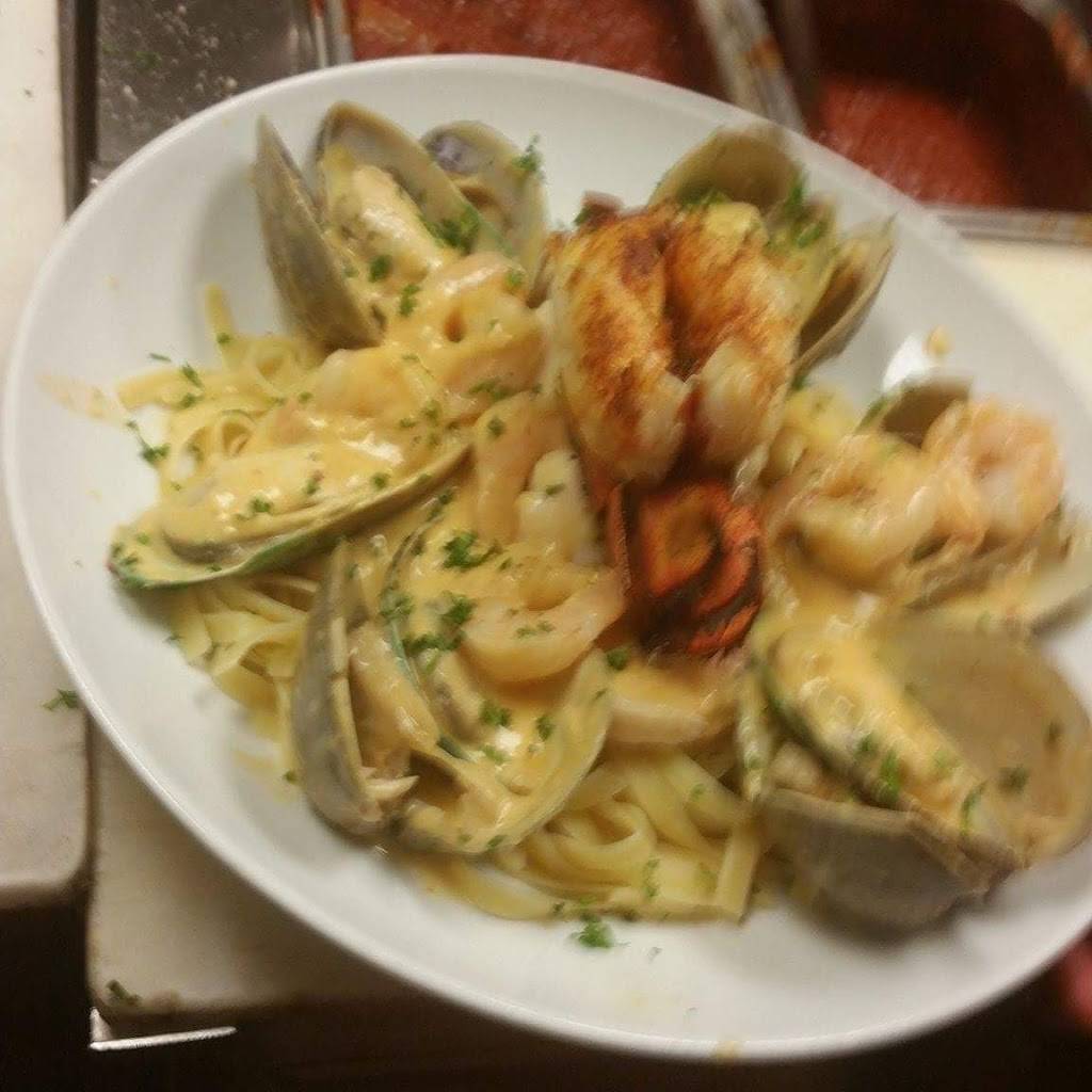 Lapiazza Ristorante | restaurant | 435 W Division St, Coal City, IL 60416, USA | 8156348300 OR +1 815-634-8300