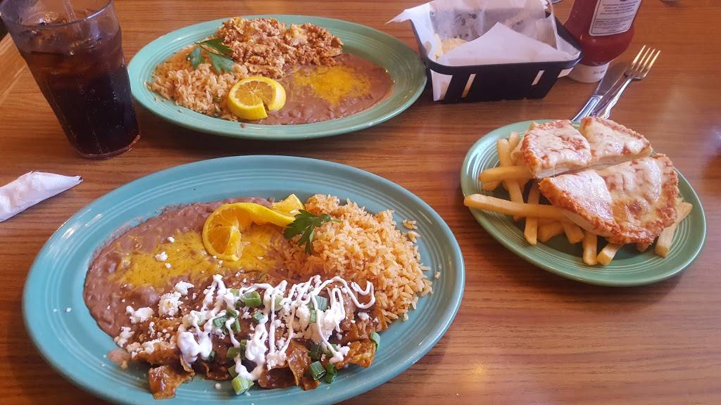 Los Vaqueros Mexican Grill | restaurant | 3909 W Florida Ave, Hemet, CA 92545, USA | 9517661192 OR +1 951-766-1192