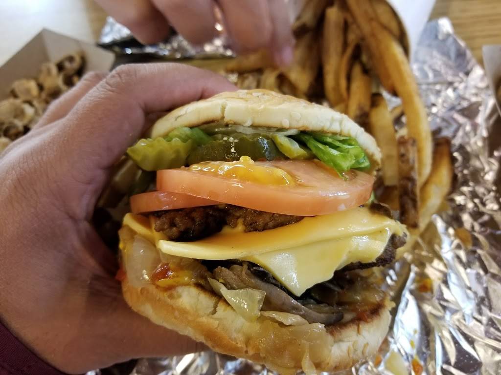Five Guys | meal takeaway | 13580 Foulger Square, Woodbridge, VA 22192, USA | 7035807577 OR +1 703-580-7577