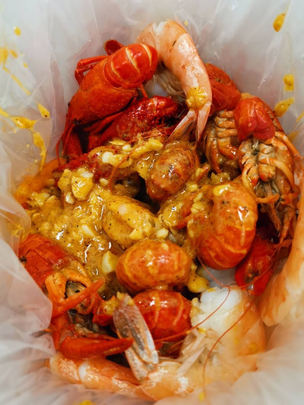 Crazy Crab | restaurant | 336 Summer St, Fitchburg, MA 01420, USA | 9784005789 OR +1 978-400-5789