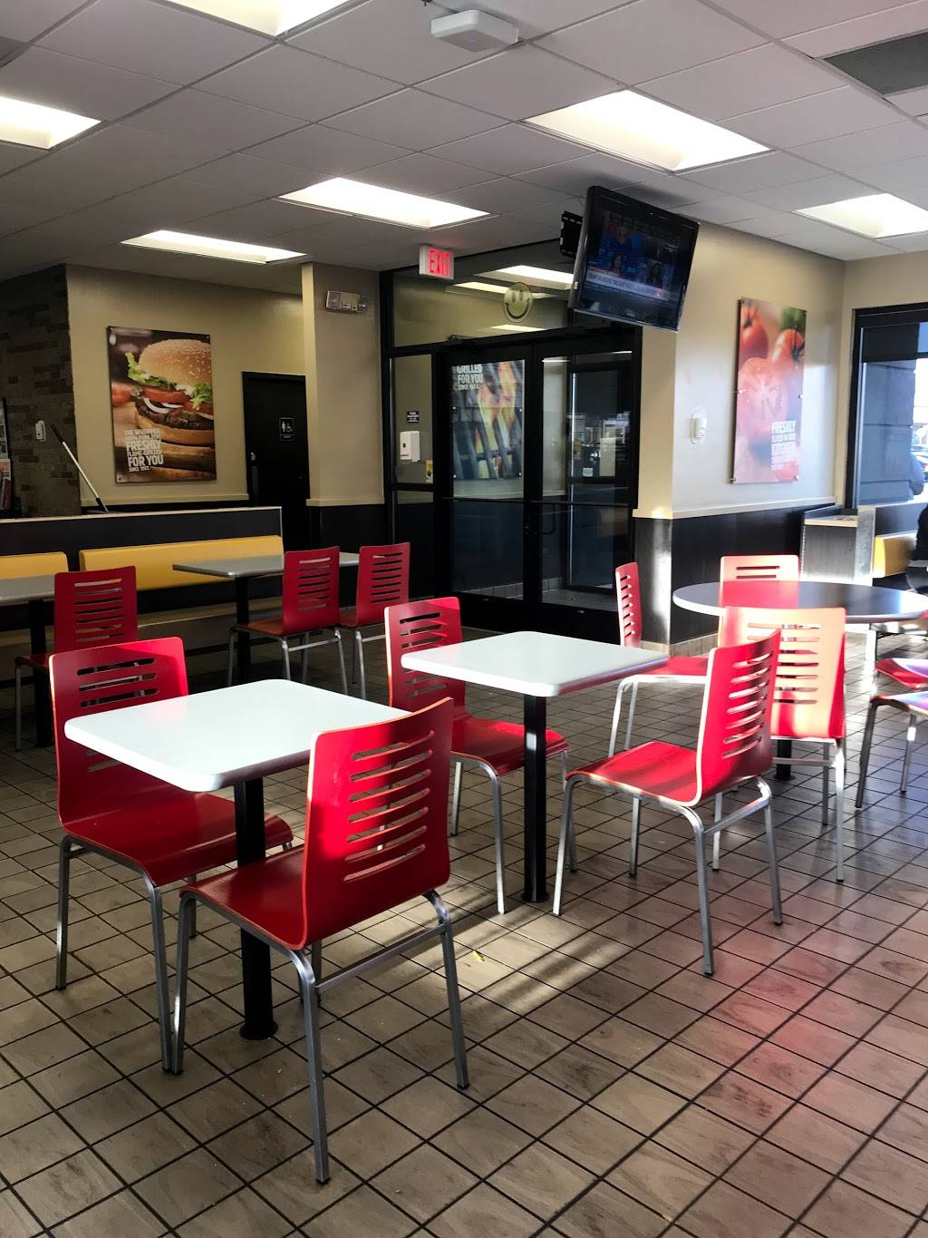 Burger King | restaurant | 5730 Silver Hill Rd, Forestville, MD 20747, USA | 3105163251 OR +1 310-516-3251