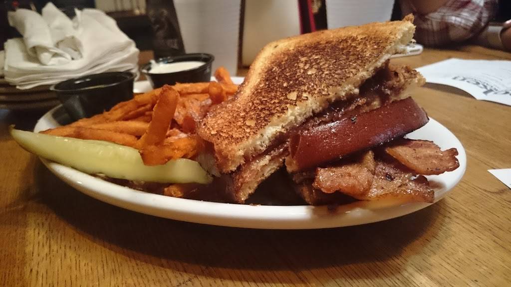 The Graveyard Tavern | restaurant | 1245 Glenwood Ave SE, Atlanta, GA 30316, USA | 4046228686 OR +1 404-622-8686