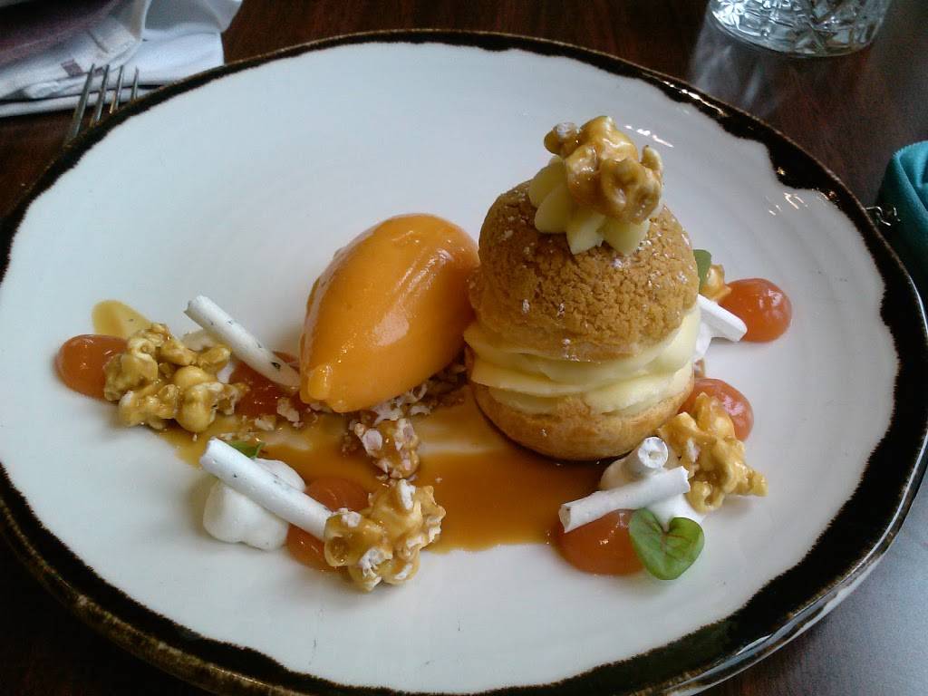 Allium | restaurant | 120 E Delaware Pl, Chicago, IL 60611, USA | 3127994900 OR +1 312-799-4900