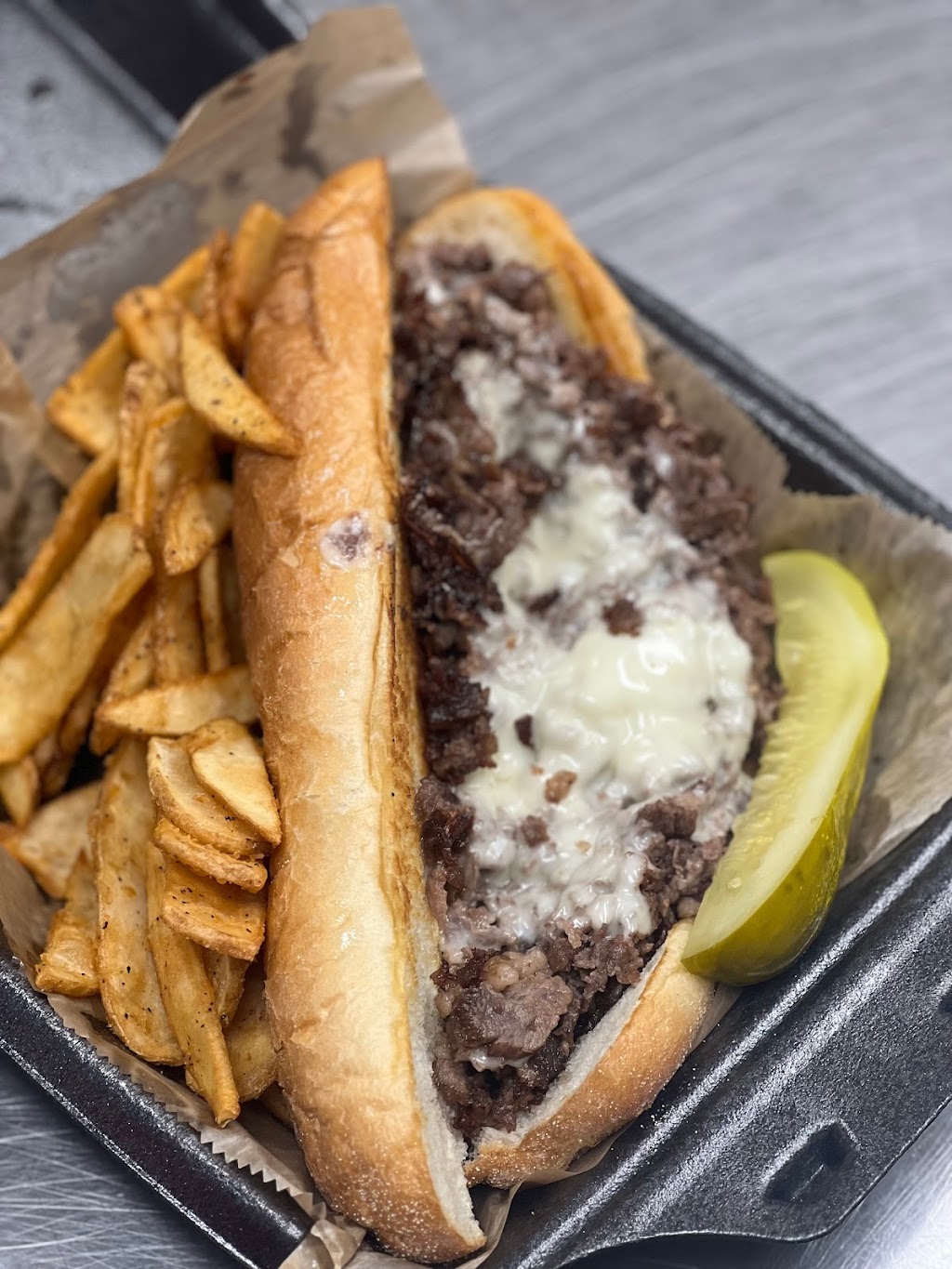 Solorzanos Pizzeria & Bistro Gatlinburg | restaurant | 1235 East Pkwy, Gatlinburg, TN 37738, USA | 8653251750 OR +1 865-325-1750