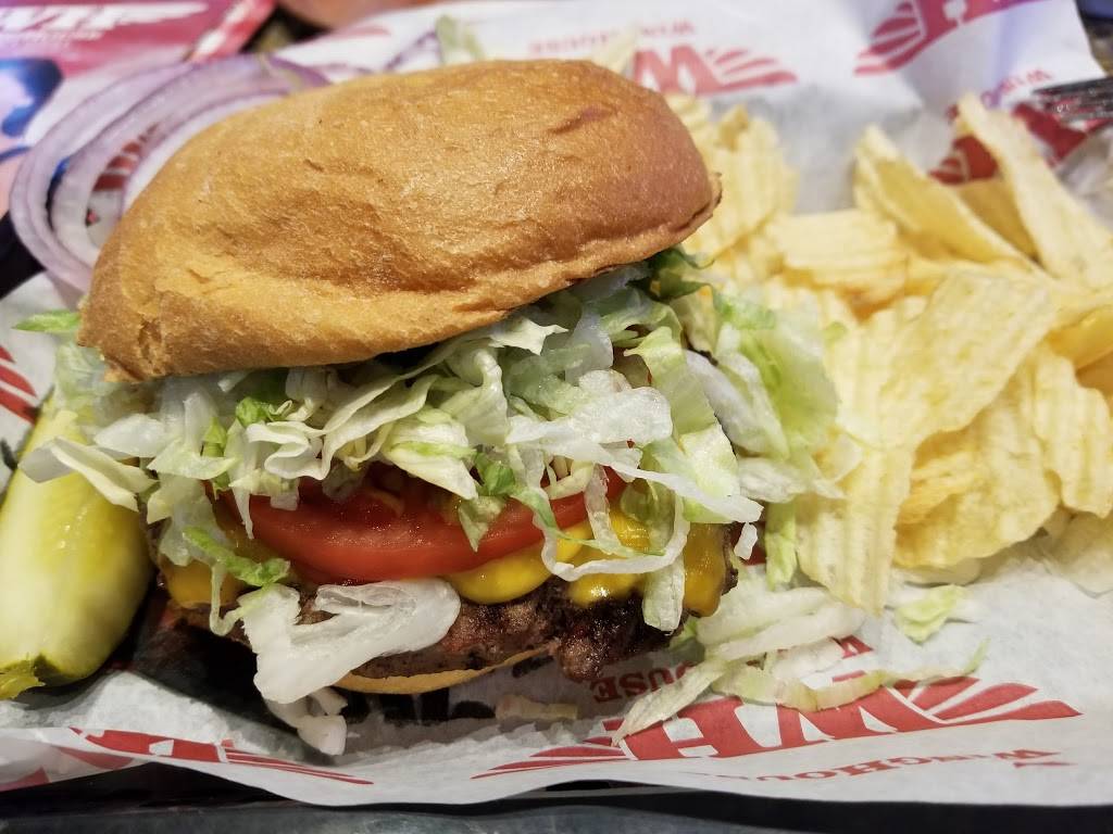 The WingHouse of Tampa Stadium | restaurant | 3712 W Columbus Dr, Tampa, FL 33607, USA | 8135758734 OR +1 813-575-8734