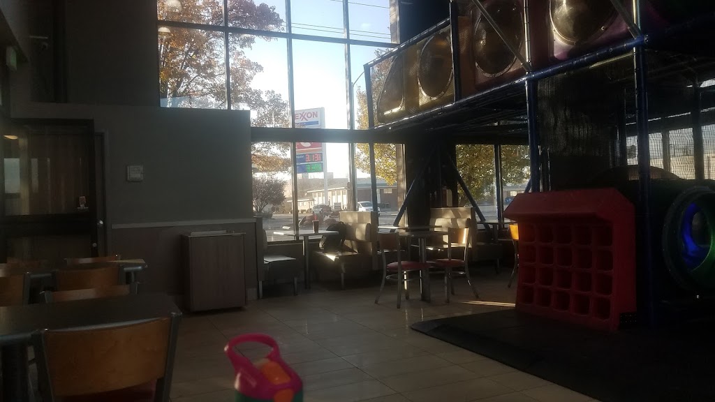 Burger King | restaurant | 1001 S Washington St, Kennewick, WA 99337, USA | 5095852400 OR +1 509-585-2400