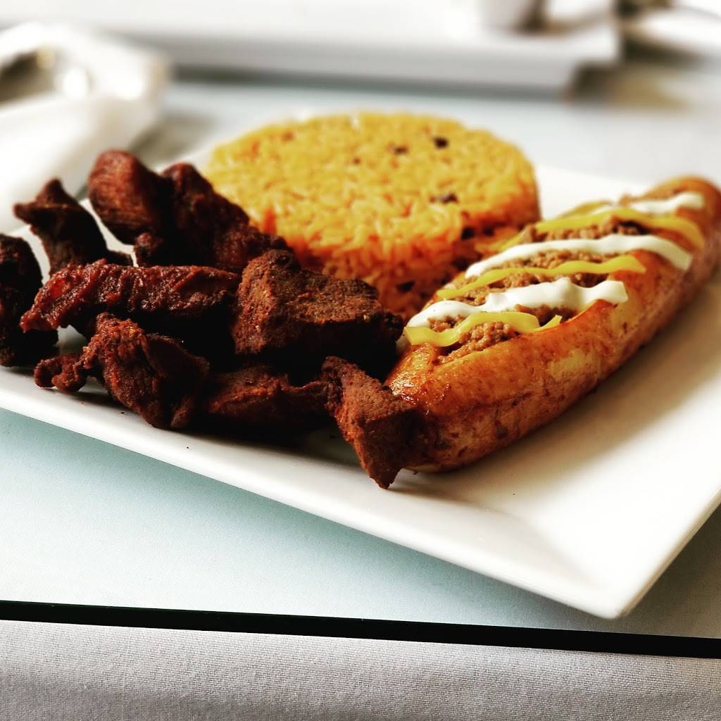 Borinquen Restaurant & Cafe | bakery | 112 Stoughton St, Dorchester, MA 02125, USA | 6172822500 OR +1 617-282-2500