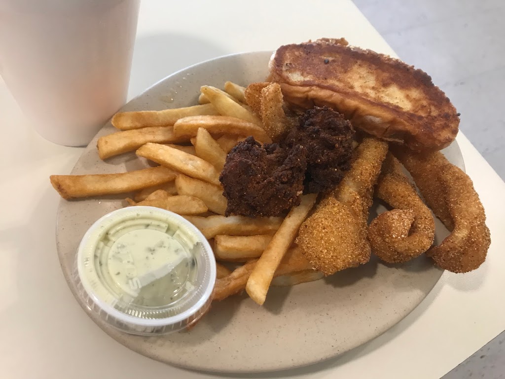 Family Grill | restaurant | 16537 LA-1, Simmesport, LA 71369, USA | 3189412826 OR +1 318-941-2826