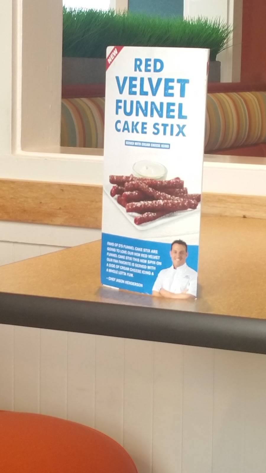 Captain Ds | restaurant | 5444 Old, Atlanta Hwy, Montgomery, AL 36109, USA | 3342798969 OR +1 334-279-8969