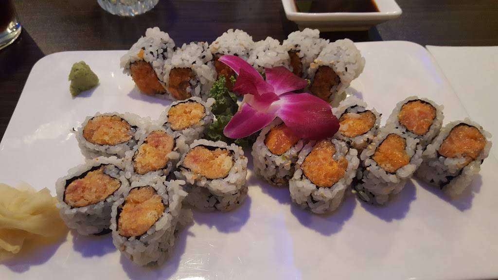 3 Guys Sushi | restaurant | 530 Forest Ave, Staten Island, NY 10310, USA | 7184470088 OR +1 718-447-0088