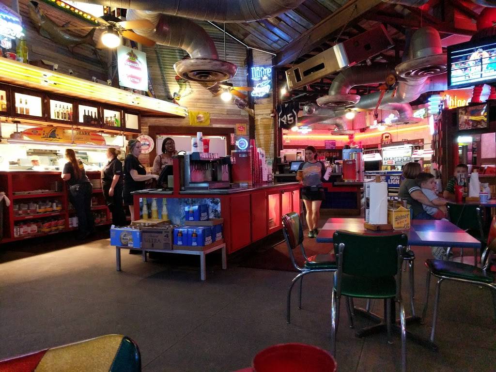 Willies Grill & Icehouse | restaurant | 16846 Interstate 45 S, Conroe, TX 77384, USA | 9363210065 OR +1 936-321-0065