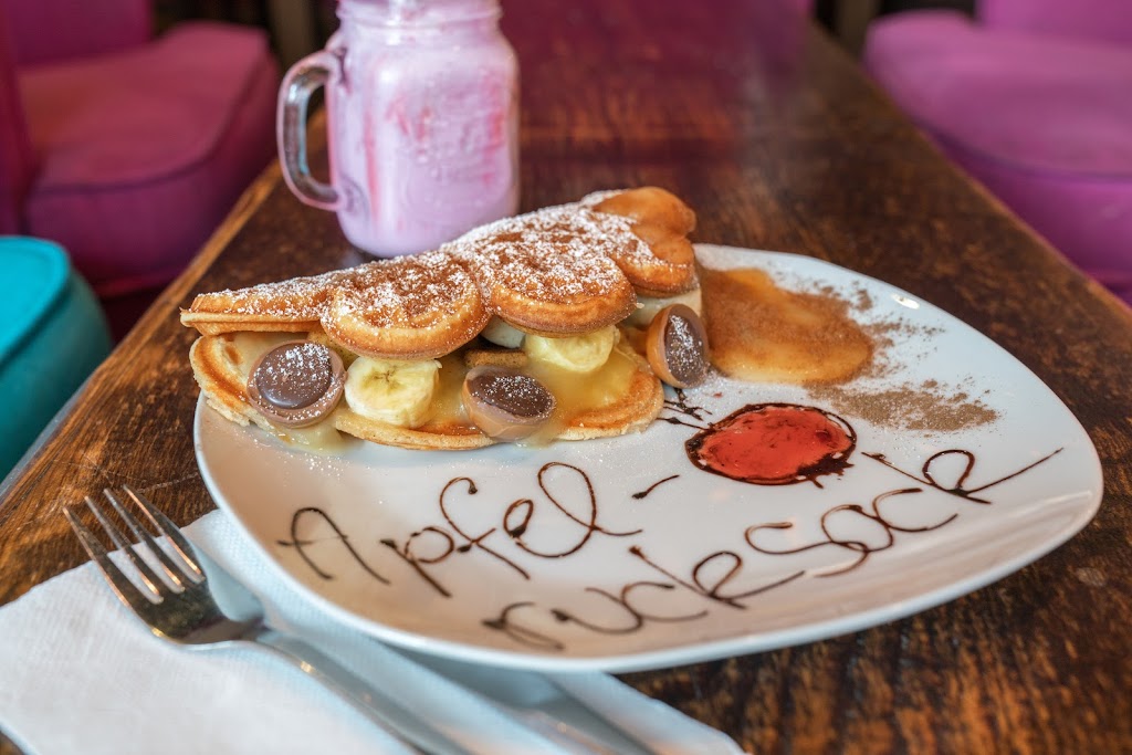 Wonder Waffel Tampa | restaurant | 14379 N Dale Mabry Hwy, Tampa, FL 33618, USA | 8135331991 OR +1 813-533-1991